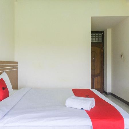 RedDoorz @ Tambolaka Sumba Hotell Lokokaki Eksteriør bilde