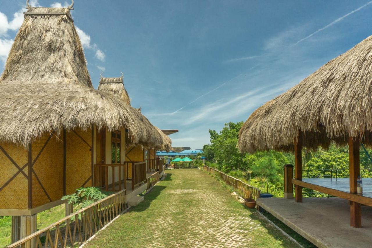 RedDoorz @ Tambolaka Sumba Hotell Lokokaki Eksteriør bilde