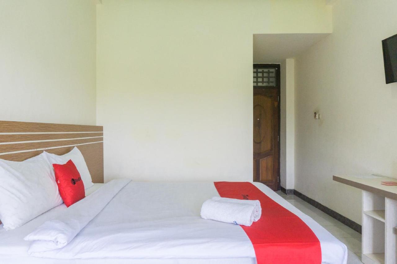 RedDoorz @ Tambolaka Sumba Hotell Lokokaki Eksteriør bilde