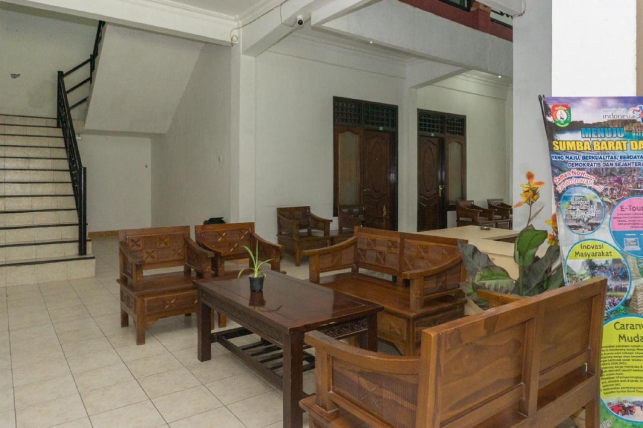 RedDoorz @ Tambolaka Sumba Hotell Lokokaki Eksteriør bilde