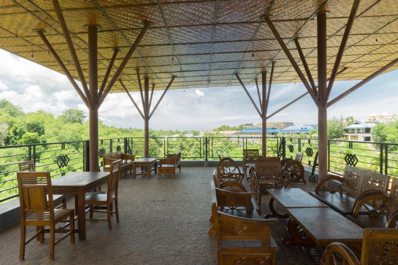 RedDoorz @ Tambolaka Sumba Hotell Lokokaki Eksteriør bilde