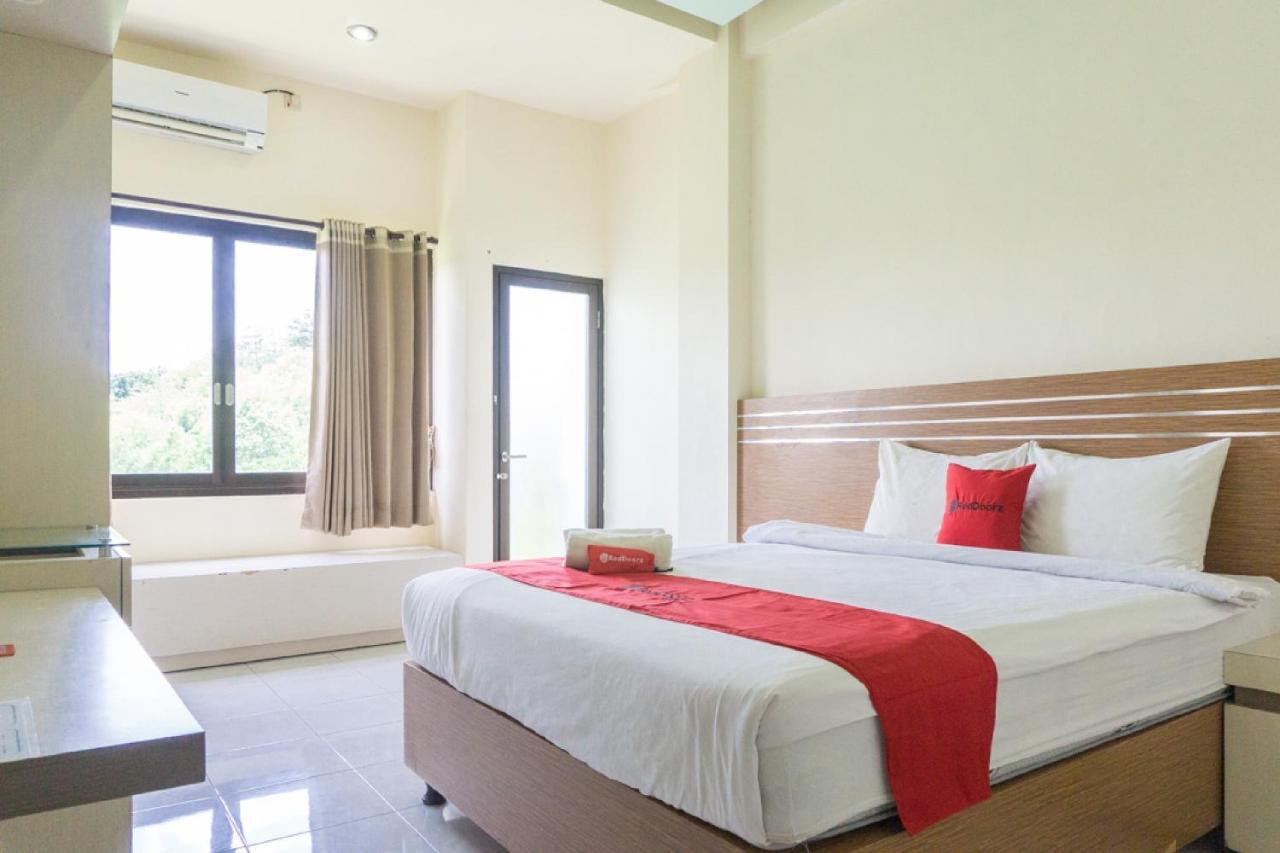 RedDoorz @ Tambolaka Sumba Hotell Lokokaki Eksteriør bilde