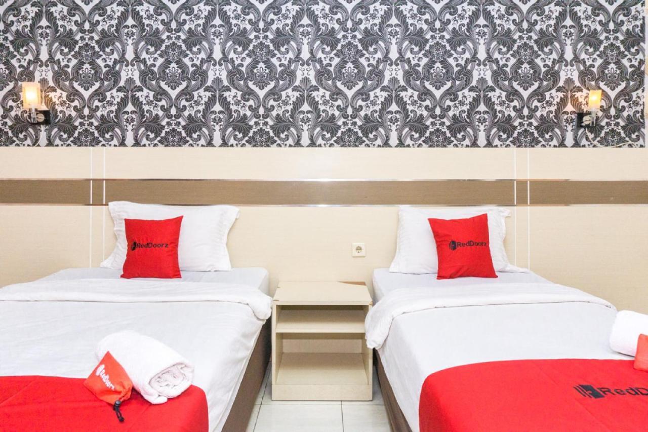 RedDoorz @ Tambolaka Sumba Hotell Lokokaki Eksteriør bilde