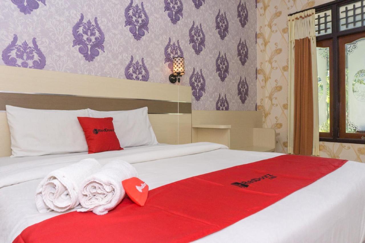 RedDoorz @ Tambolaka Sumba Hotell Lokokaki Eksteriør bilde