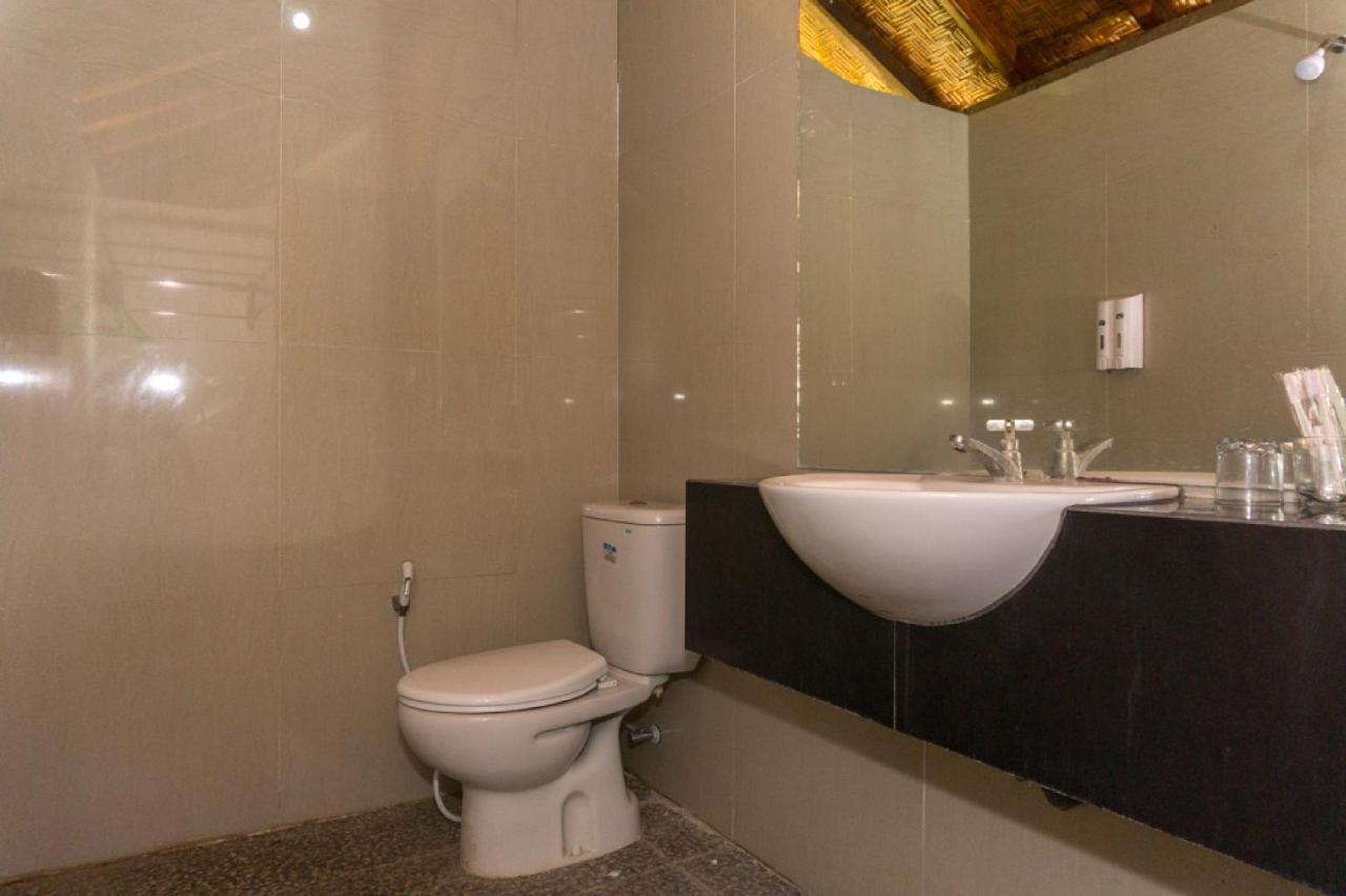 RedDoorz @ Tambolaka Sumba Hotell Lokokaki Eksteriør bilde
